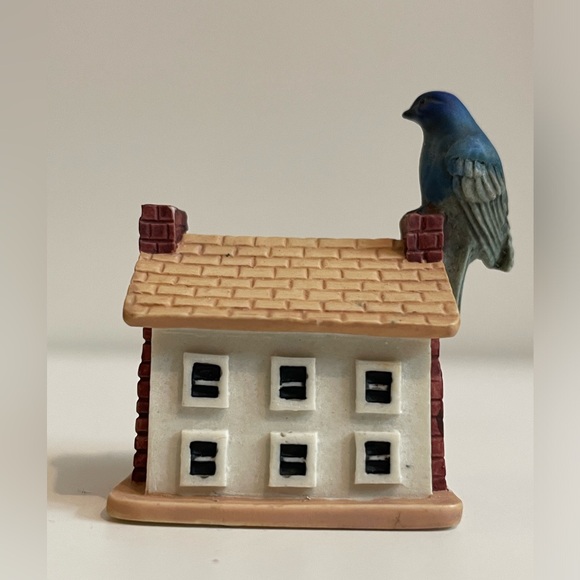 Lenox Garden Birdhouse Miniature Bluebird Thimble - Birds - Picture 2 of 6